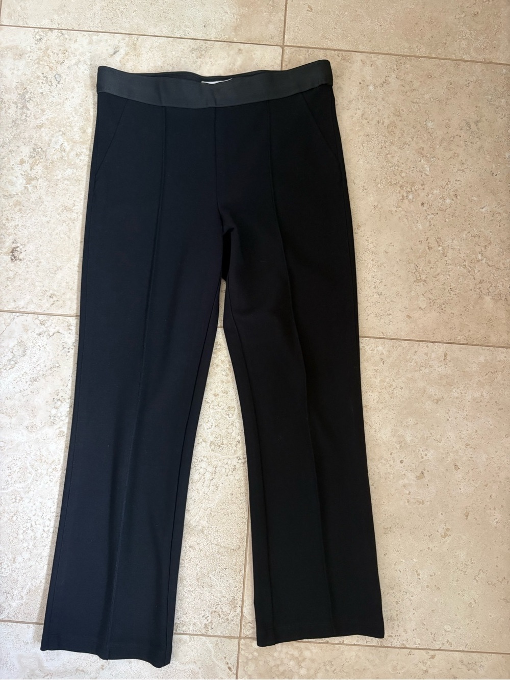 Bailey 44 Black Boot-Cut Crop Pull-On Pants